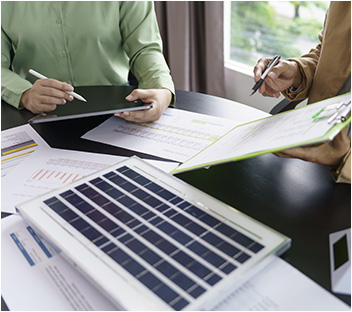 Facturación por hitos y seguimiento de proyectos fotovoltaicos